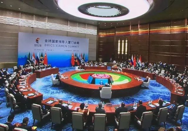 ��Ȧ- (�й���)��ȦΪ�Ķ���